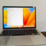 Apple MacBook Air 2020  (13.3 pulgadas, 8GB RAM, Almacenamiento SSD de 245gb, Teclado mágico)